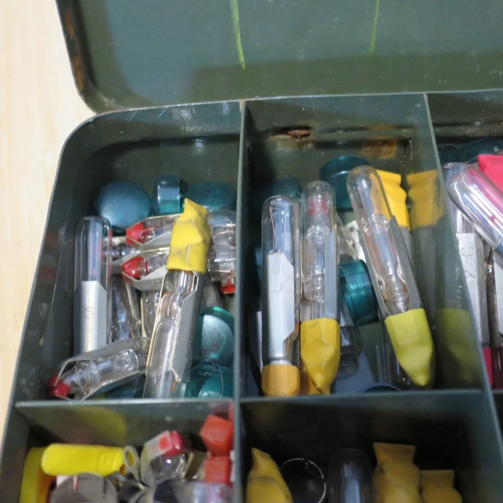 Vintage Assorted Lot of Slide Base Telephone Light Bulbs in Metal Case Lineman 2